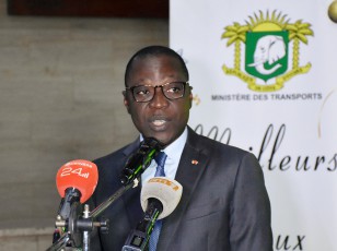  Le Ministre Amadou Koné annonce la restructuration de la SODEXAM